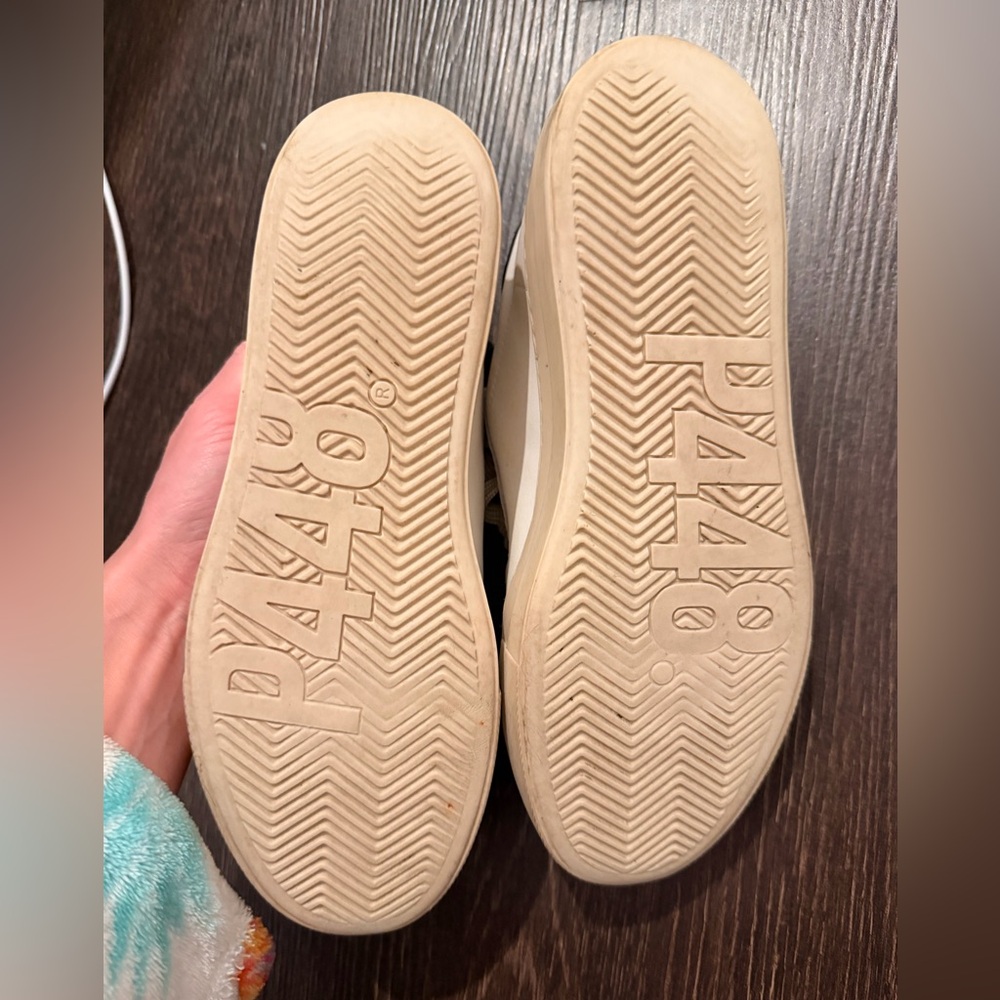 P448 Thea Chalk Platform Sneakers - Picture 10 of 11